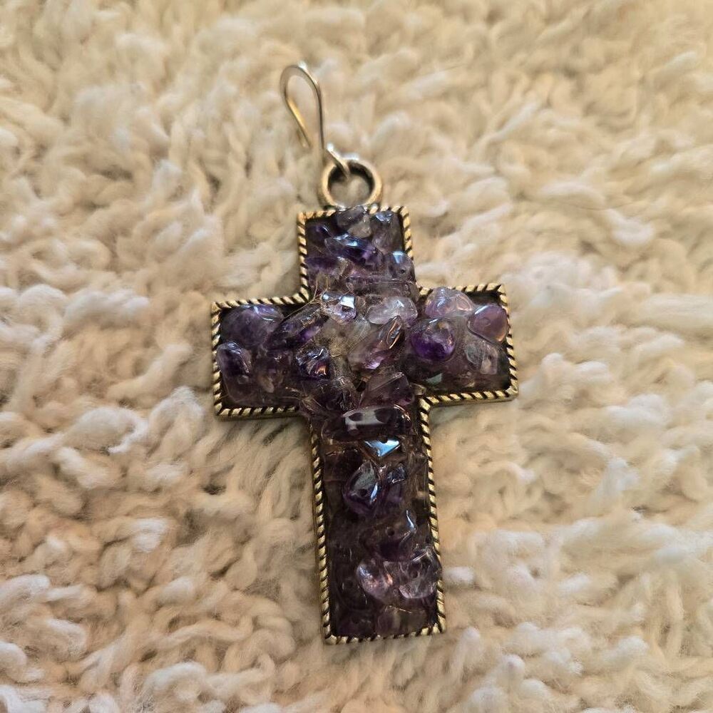 Amythest Chip Cross Pendant
